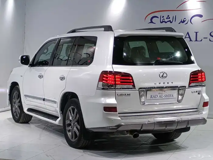 لكزس LX570 فل كامل 2010 7