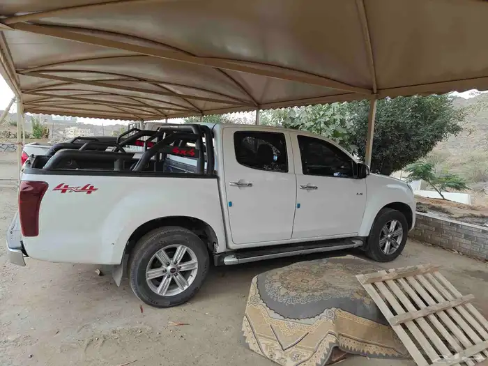 ايسوزو ديماكس غمارتين LS 2018 ديزل تيربو مكينه كبير 3.0 20
