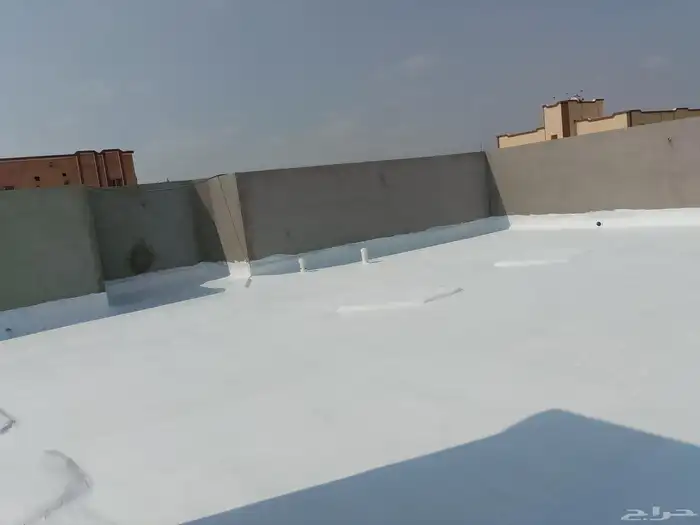 متخصصون في جميع انواع العوازل 3
