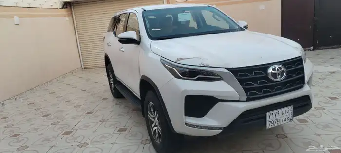 فورشنر 2025 ماشي 6 الاف فقط شبه الاصفار السوم 104 13