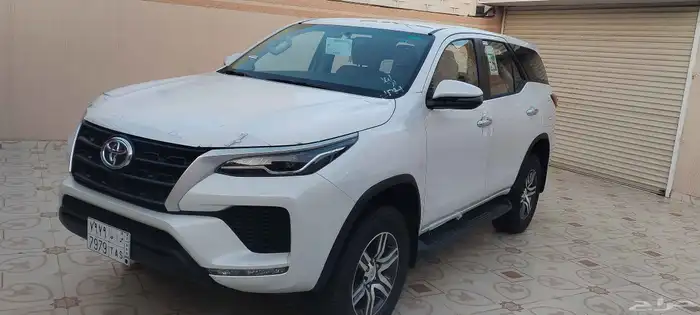 فورشنر 2025 ماشي 6 الاف فقط شبه الاصفار السوم 104 5