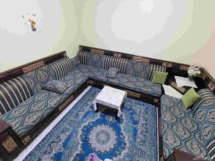 كنب مغربي 5 قطع زاويتين نظيف جدا 2