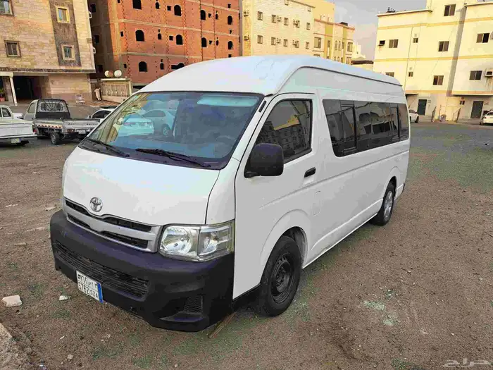 باص هايس 2013 سقف عالي ديزل نظيف 1