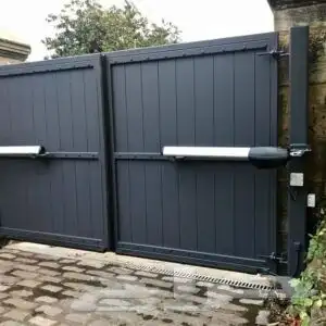 أبواب متحركة أبواب أتوماتيكية أبواب كراجات أبواب محلات أبواب 3