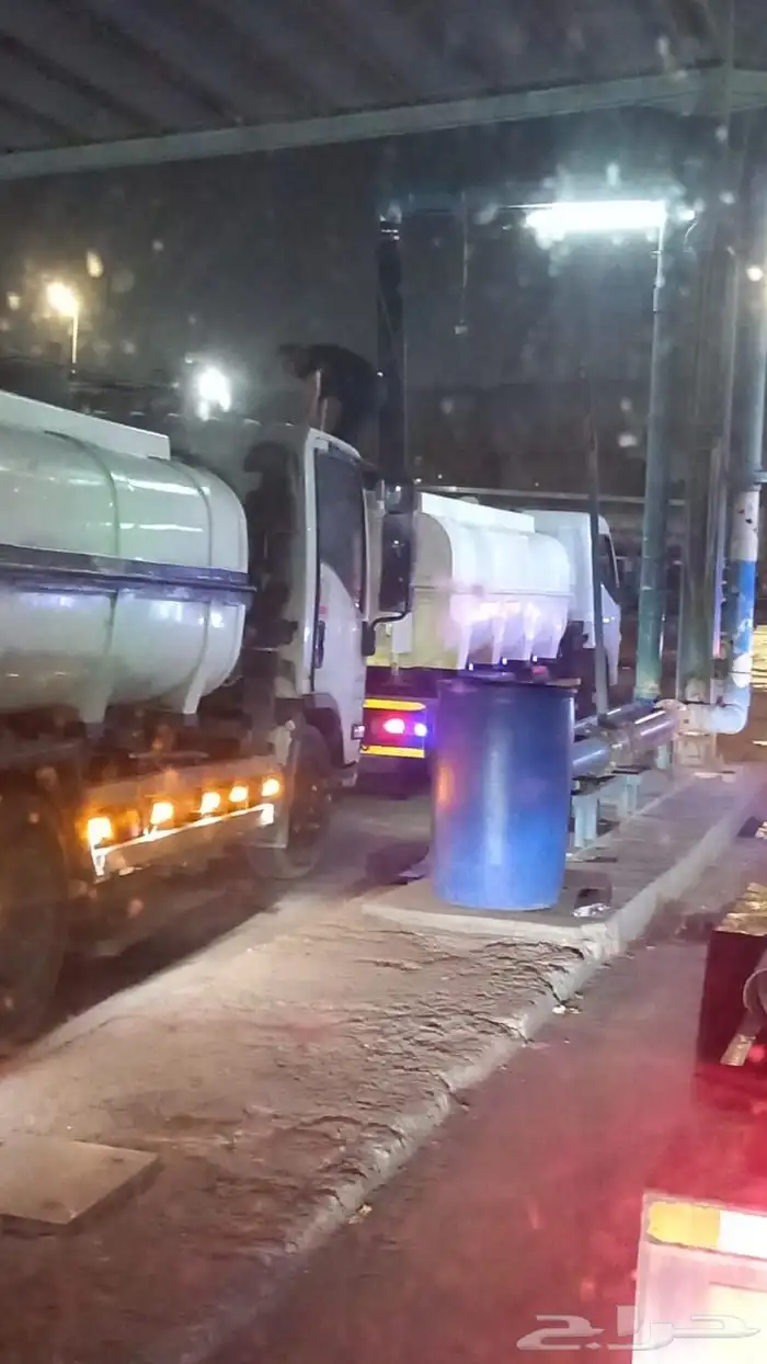 وايت ماء عذب تعبئه مياه العامر للمنازل والمطاعم والمواقع 0