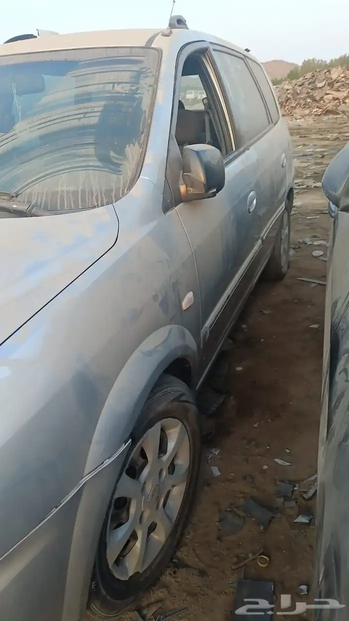 قطع غيار كيا كارينز موديل 2004 1