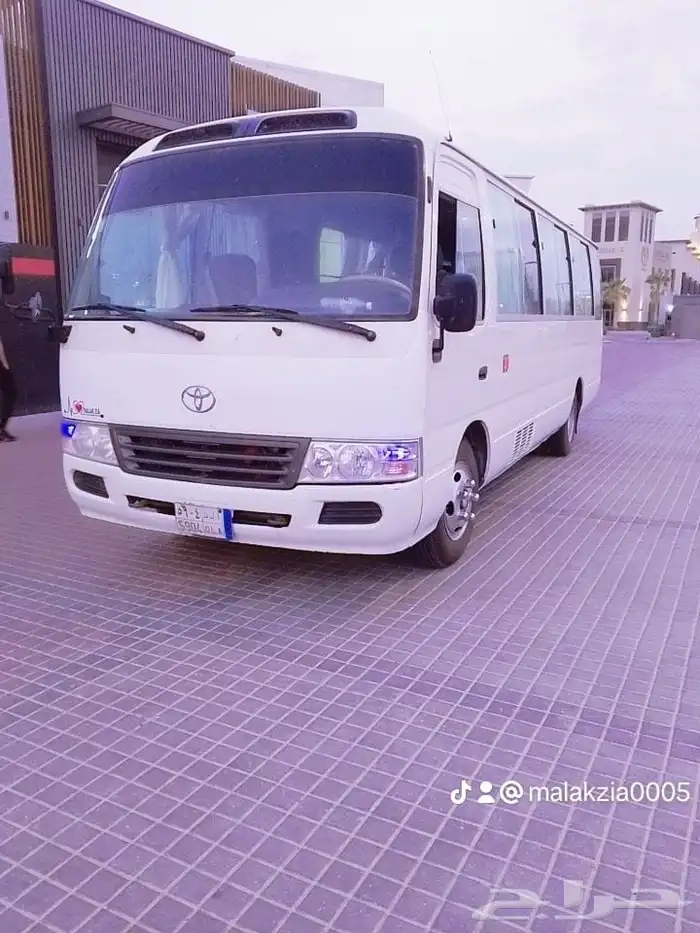 ايجار باص كوستر30راكب مع سواق مشوارمن رياض مكه جده نيوم دمام 0