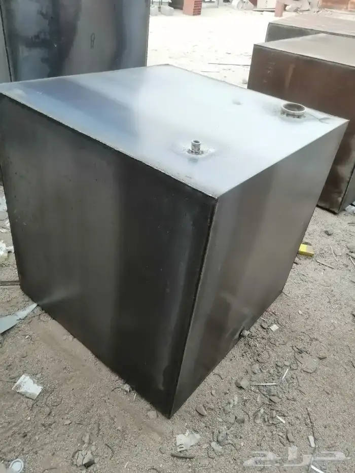 خزانات ديزل 1000لتر 2000لتر 1500 لتر 3000لتر 4000لتر بيع 4