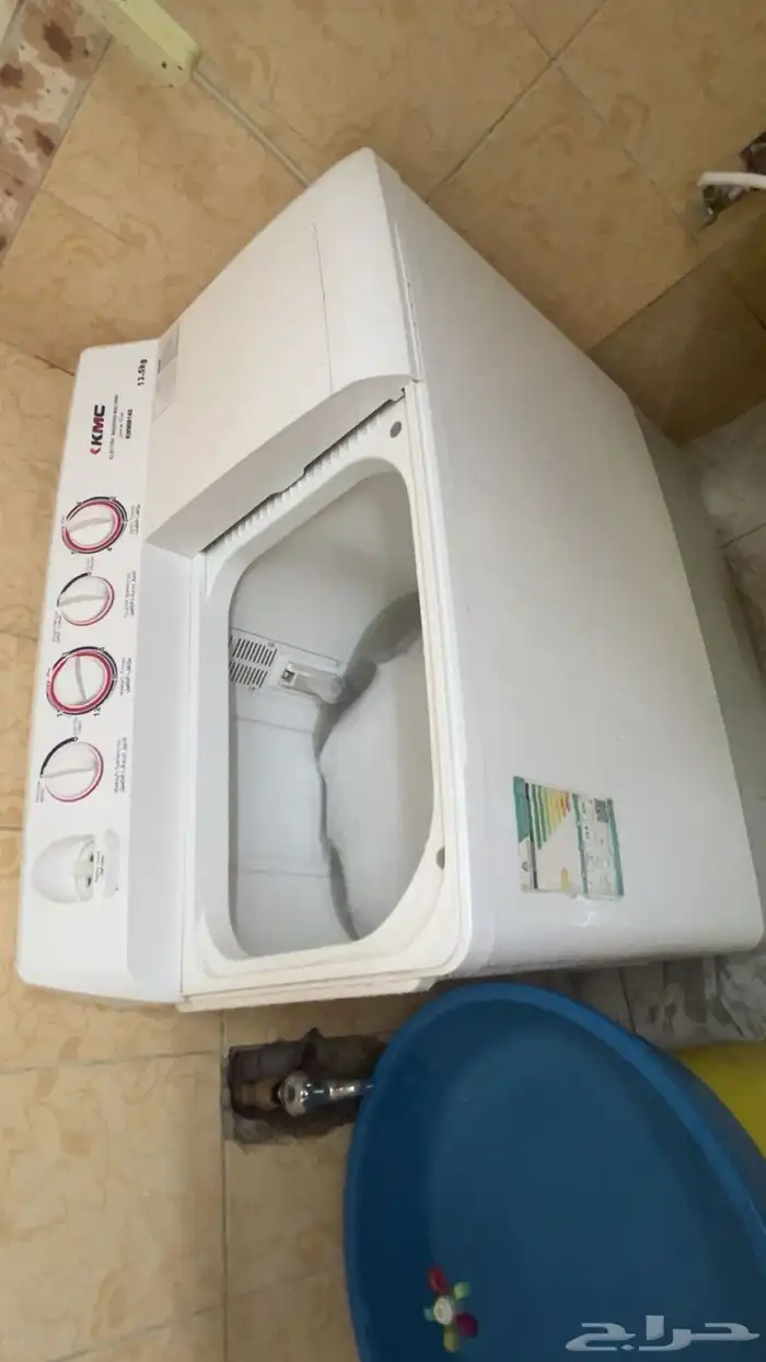 اثاث مستعميل دولاب و غسليه مره نضيف 3