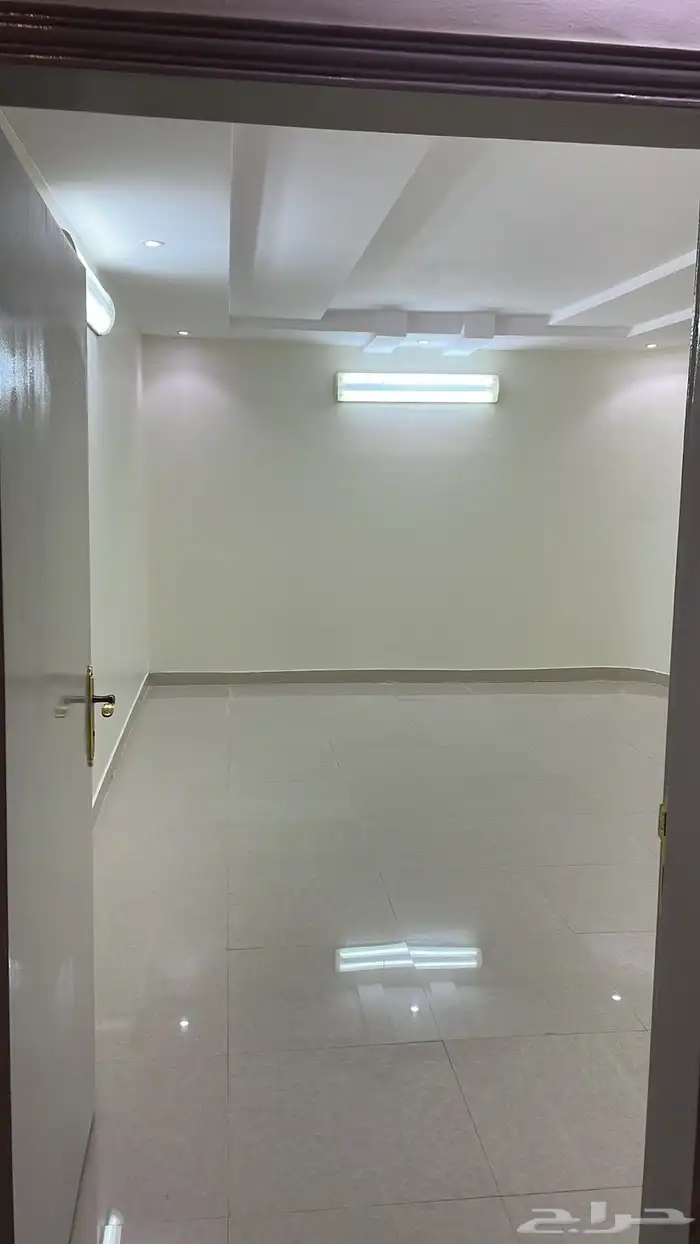 شقه للايجار حي طويق 8