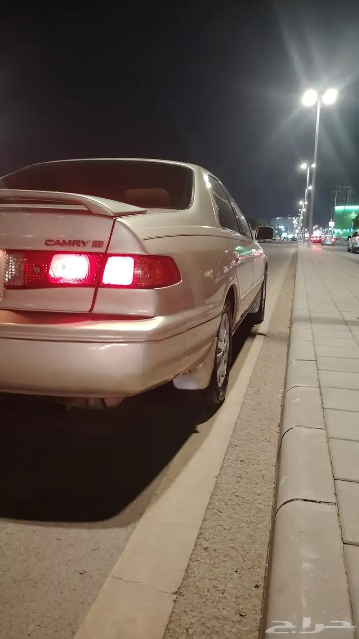 كامري امريكي موديل 2000 مالك اول 3