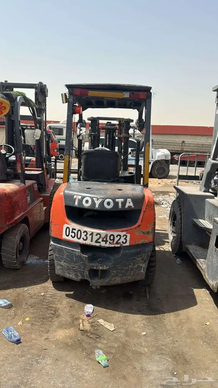 للايجار جميع انواع الرافعات الشوكيه والكيرنات 1