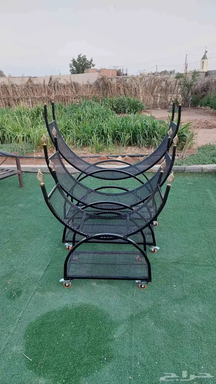 حامل حطب 2