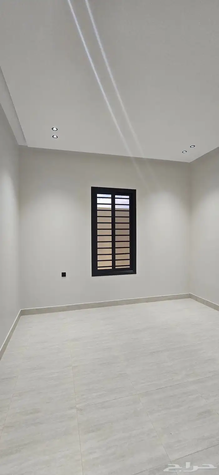 للبيع روف ارضى بحوش ومدخل سياره ابها المحاله 6