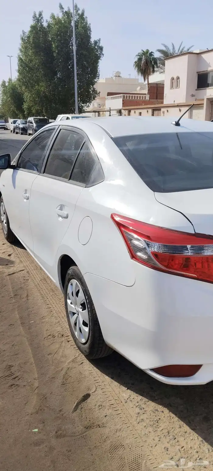 Toyota yaris 2016 3