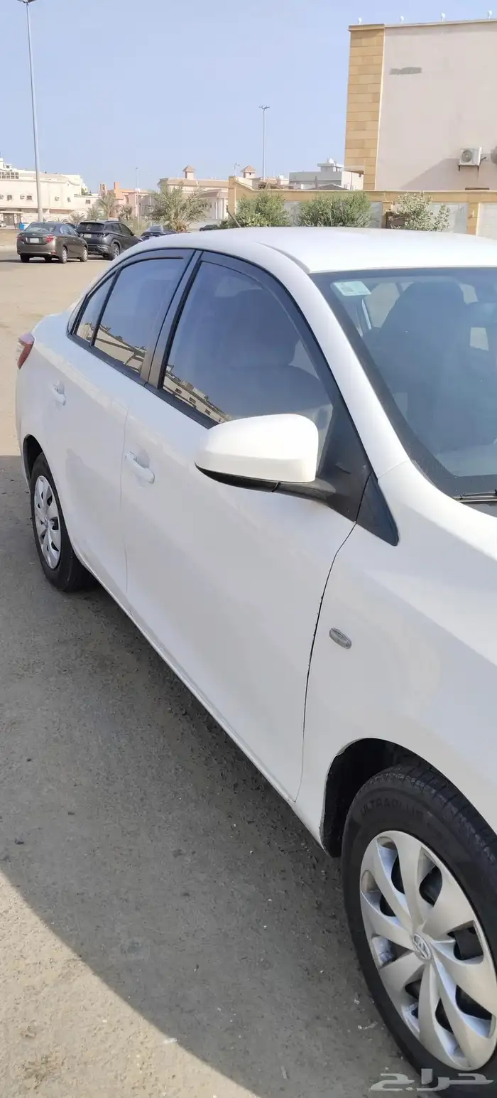 Toyota yaris 2016 1