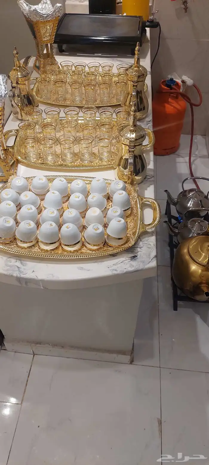 قهوجي ومضيف 1