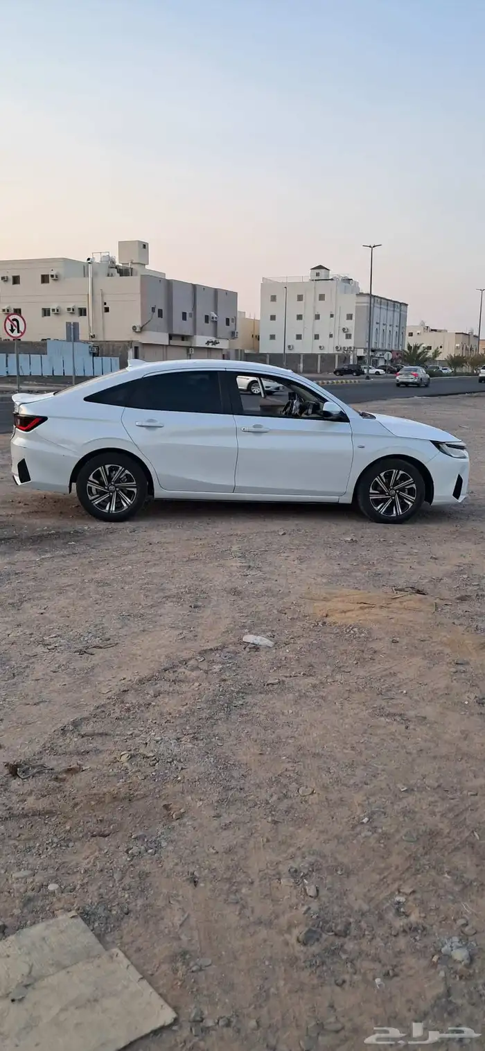 يارس 2023 واي بلس 4