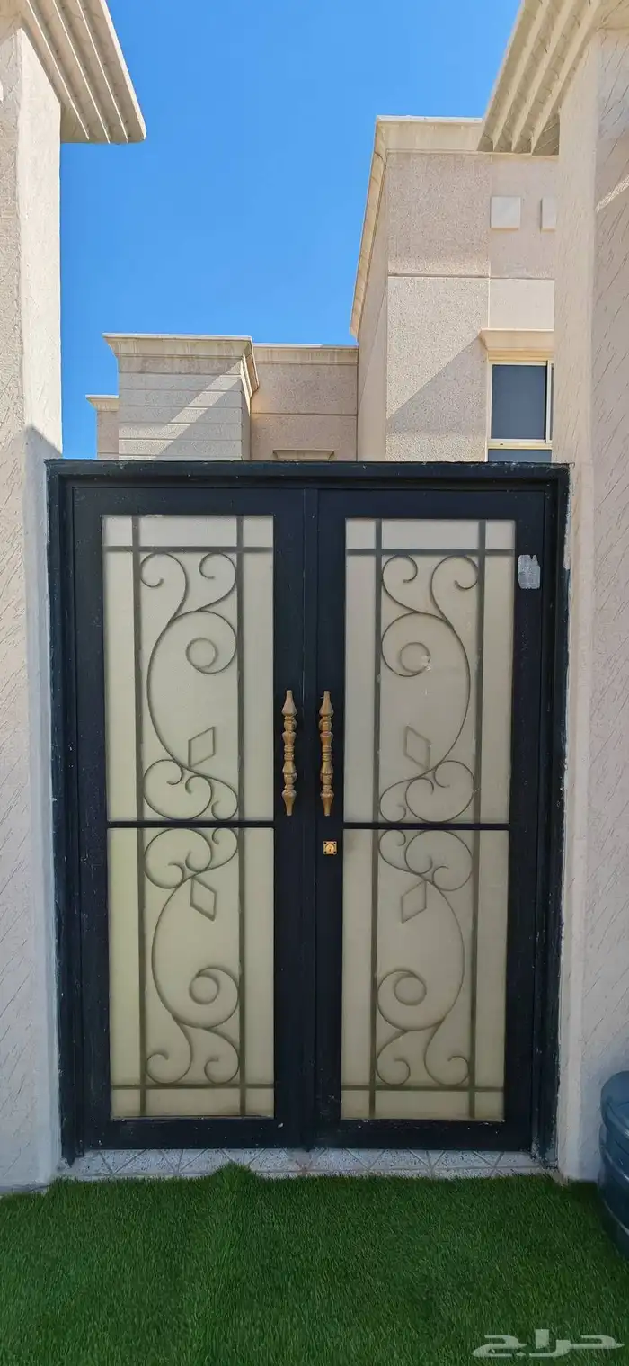 باب حديد للبيع 0
