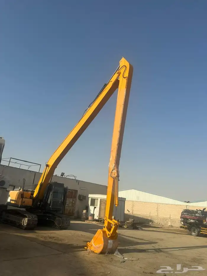 بوكلين ذراع طويل للايجار اليومي والشهري 2023 1