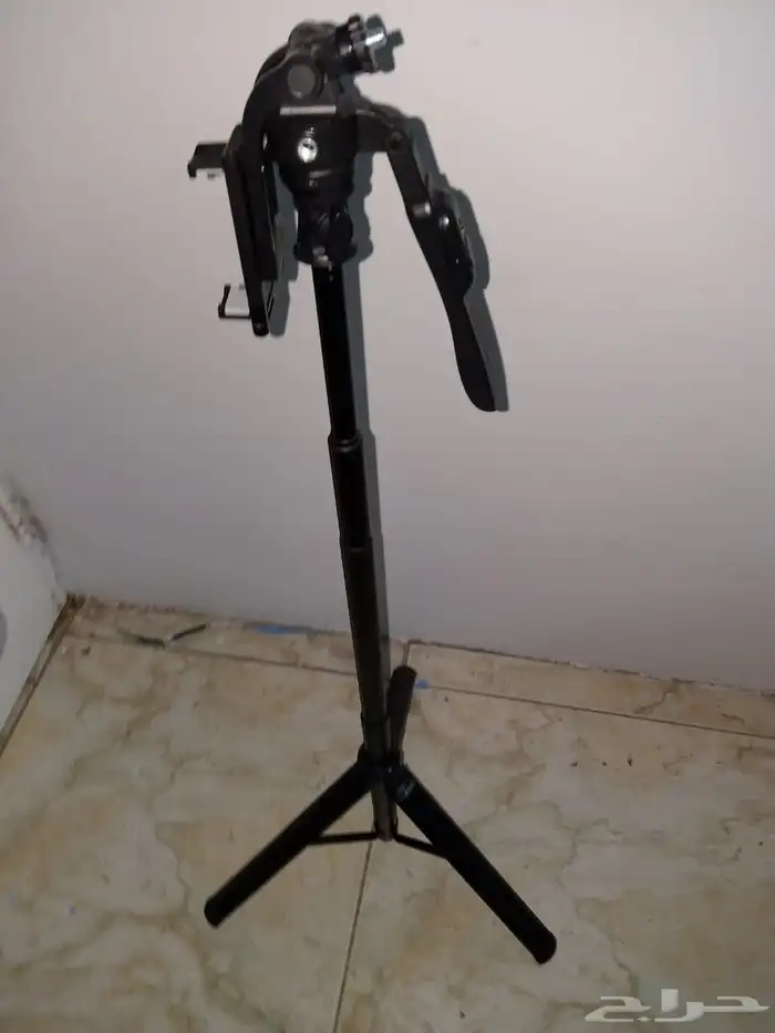 عدة لتثبيت الكاميرا وحملها 3