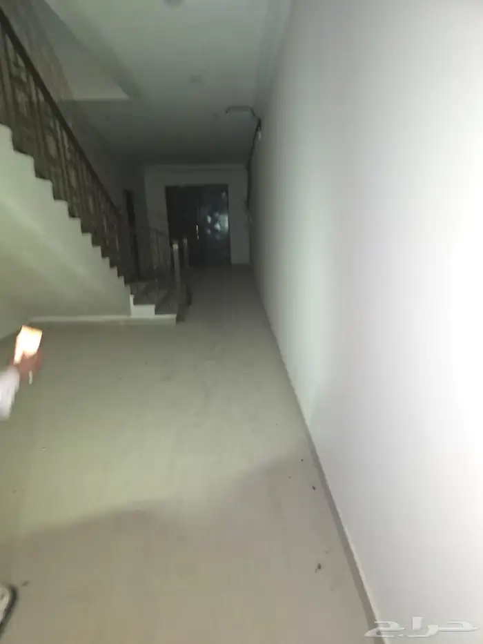 عماره للايجار خمس سنوات تقبل استثمار شقه 2 غرف وصاله وحمام م 3