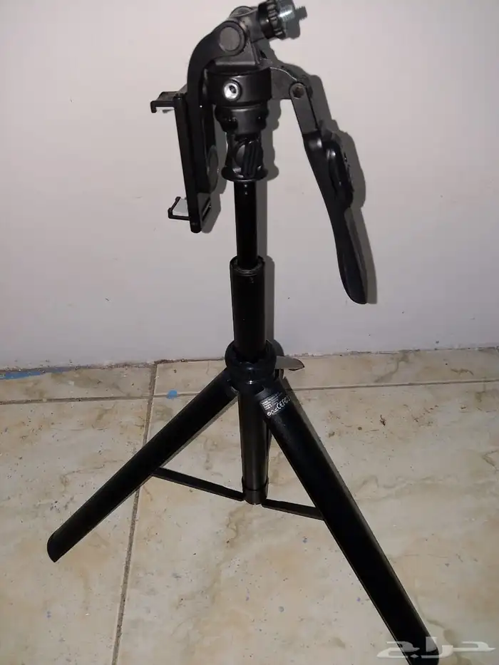 عدة لتثبيت الكاميرا وحملها 6