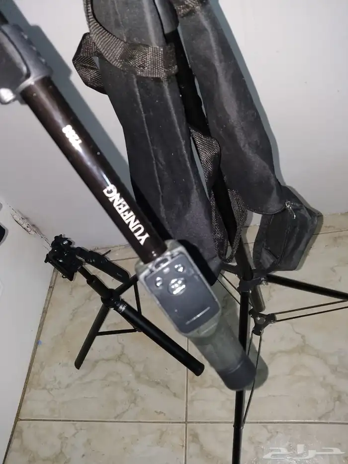 عدة لتثبيت الكاميرا وحملها 9