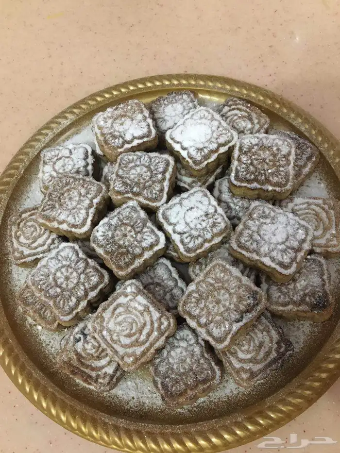 معمول التمر بالدقيق البر 1