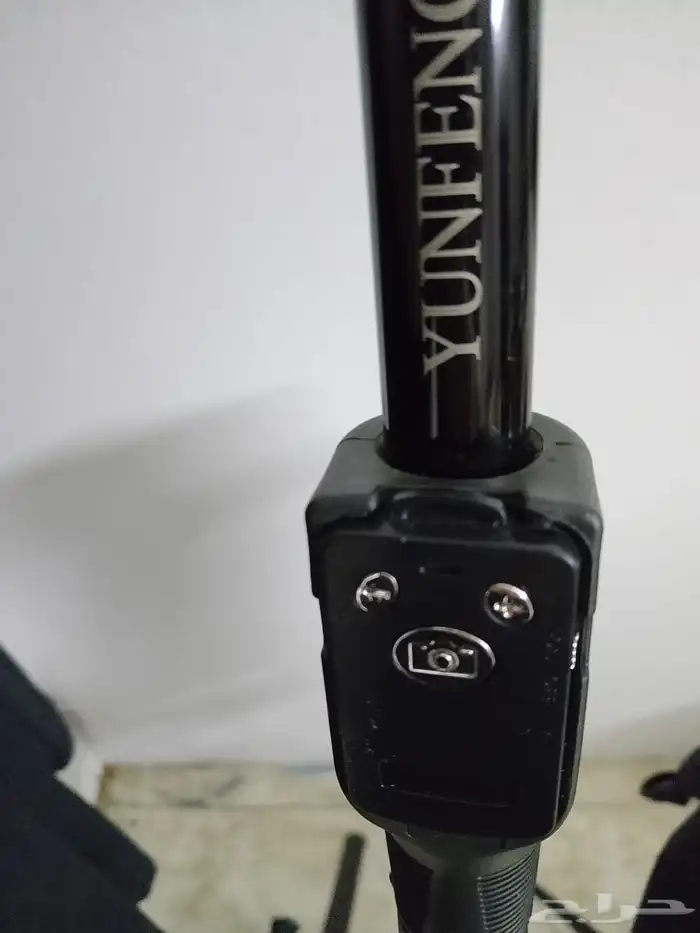 عدة لتثبيت الكاميرا وحملها 11