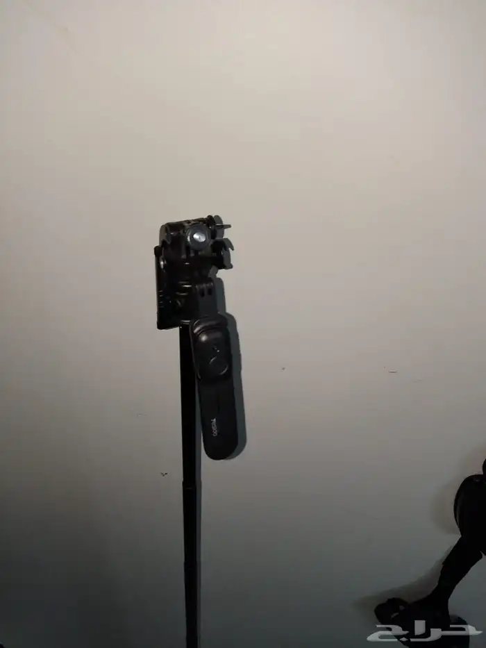 عدة لتثبيت الكاميرا وحملها 1