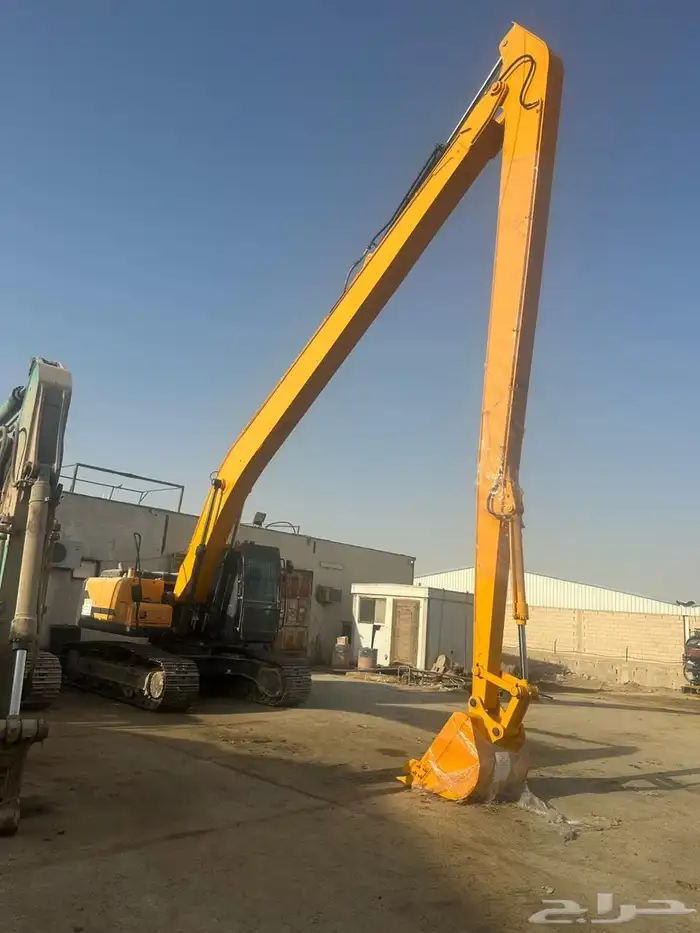 بوكلين ذراع طويل للايجار اليومي والشهري 2023 2