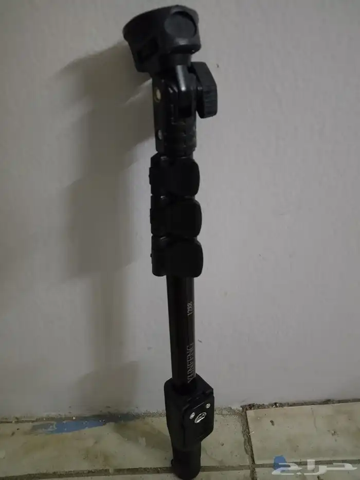 عدة لتثبيت الكاميرا وحملها 12