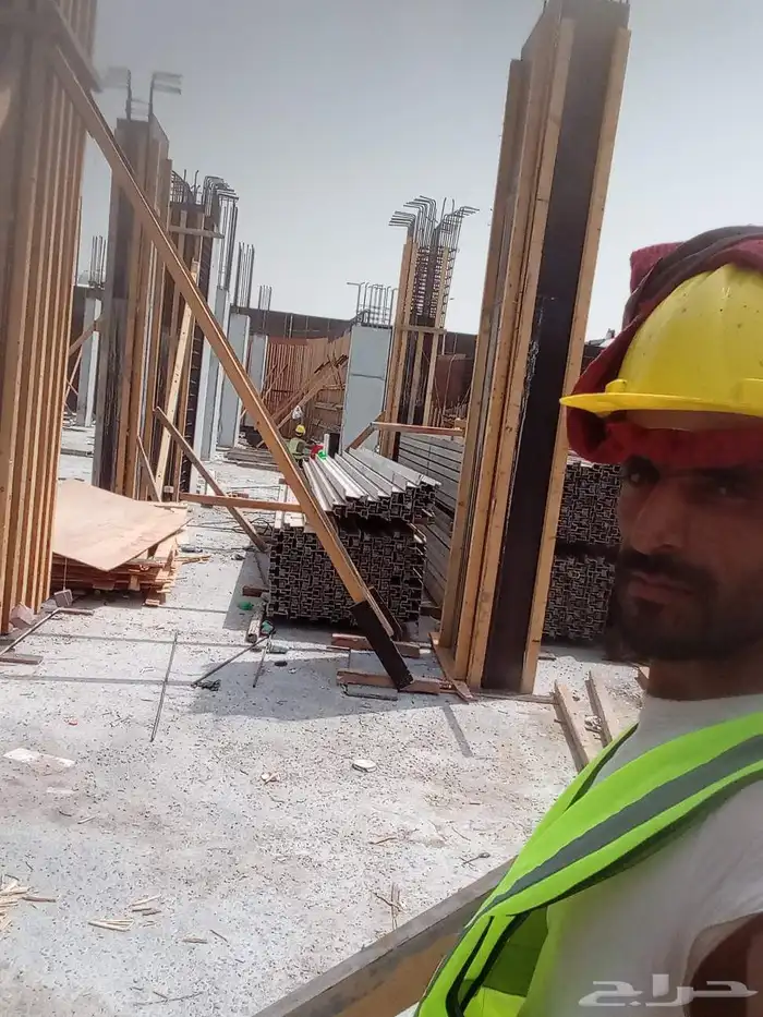 يوجدنجارين ومساعدين عرض خاص ال معام 170. المساعد 150 1