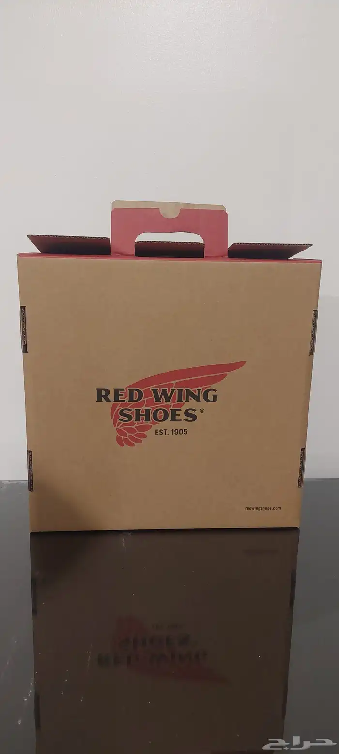 Boots red wings مقاس 42 2