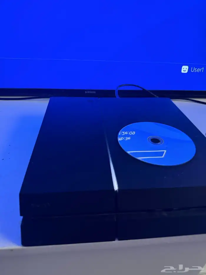 سوني 4 حالة ممتاذة 500 جيجا مع يد اصلية 0