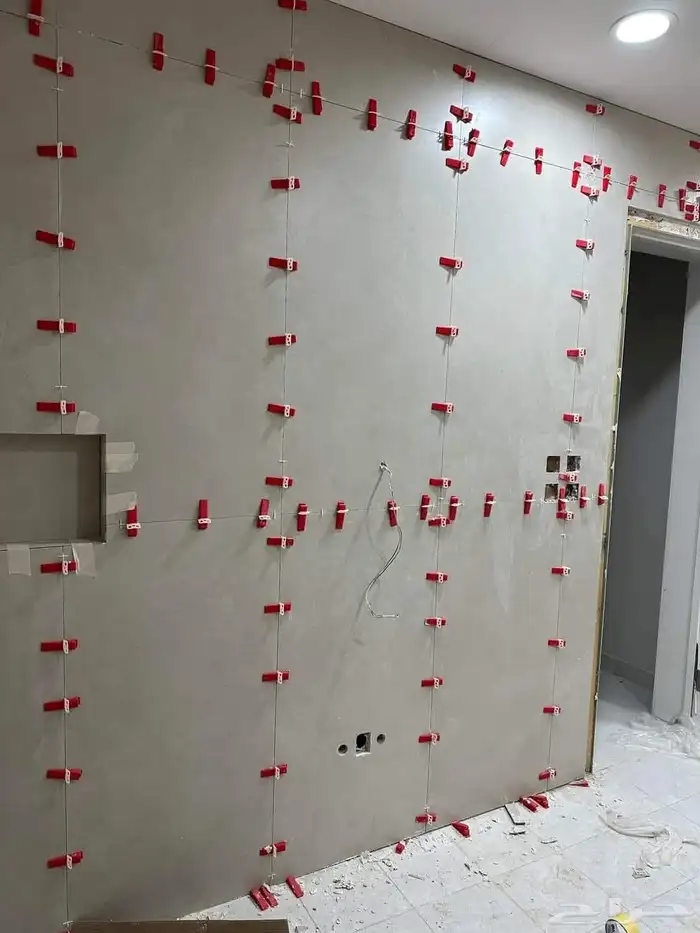 مبلط جميع انواع البلاط سراميك جدران رخام درج بندورة ترويبه 7