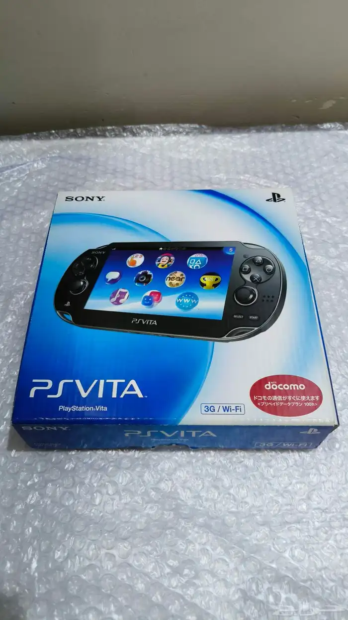 سوني PS Vita مع اغراضه والاشرطه 2