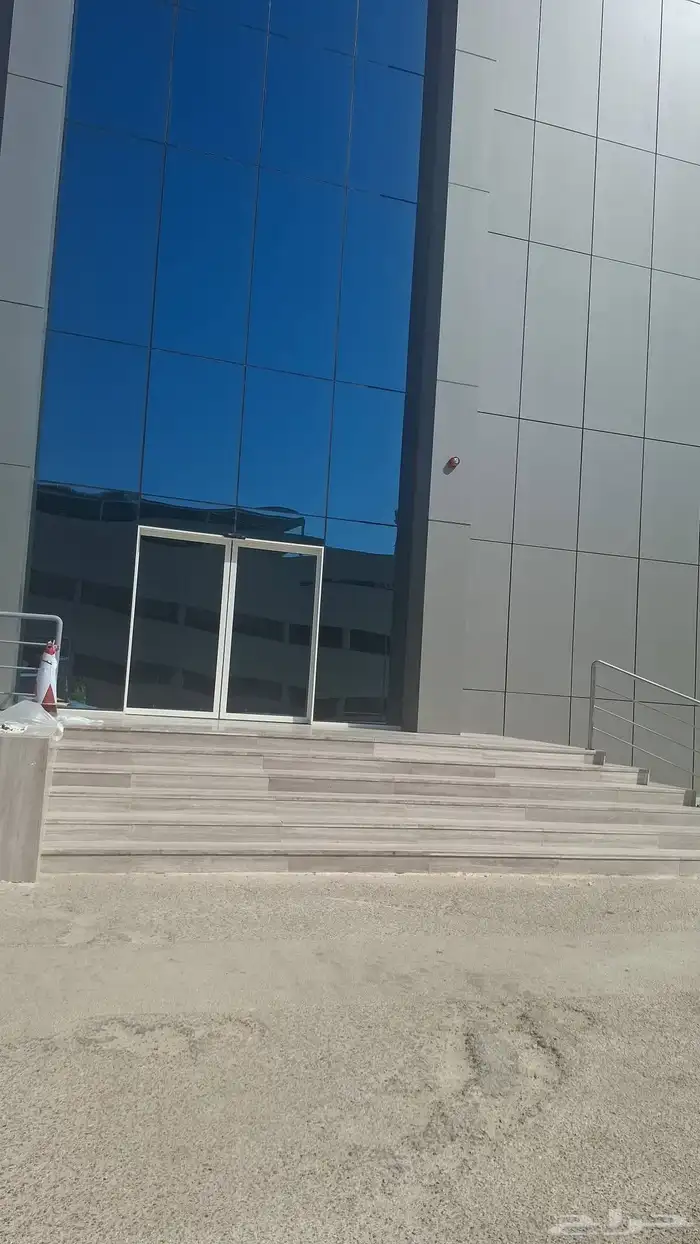 زجاج سكريت 1