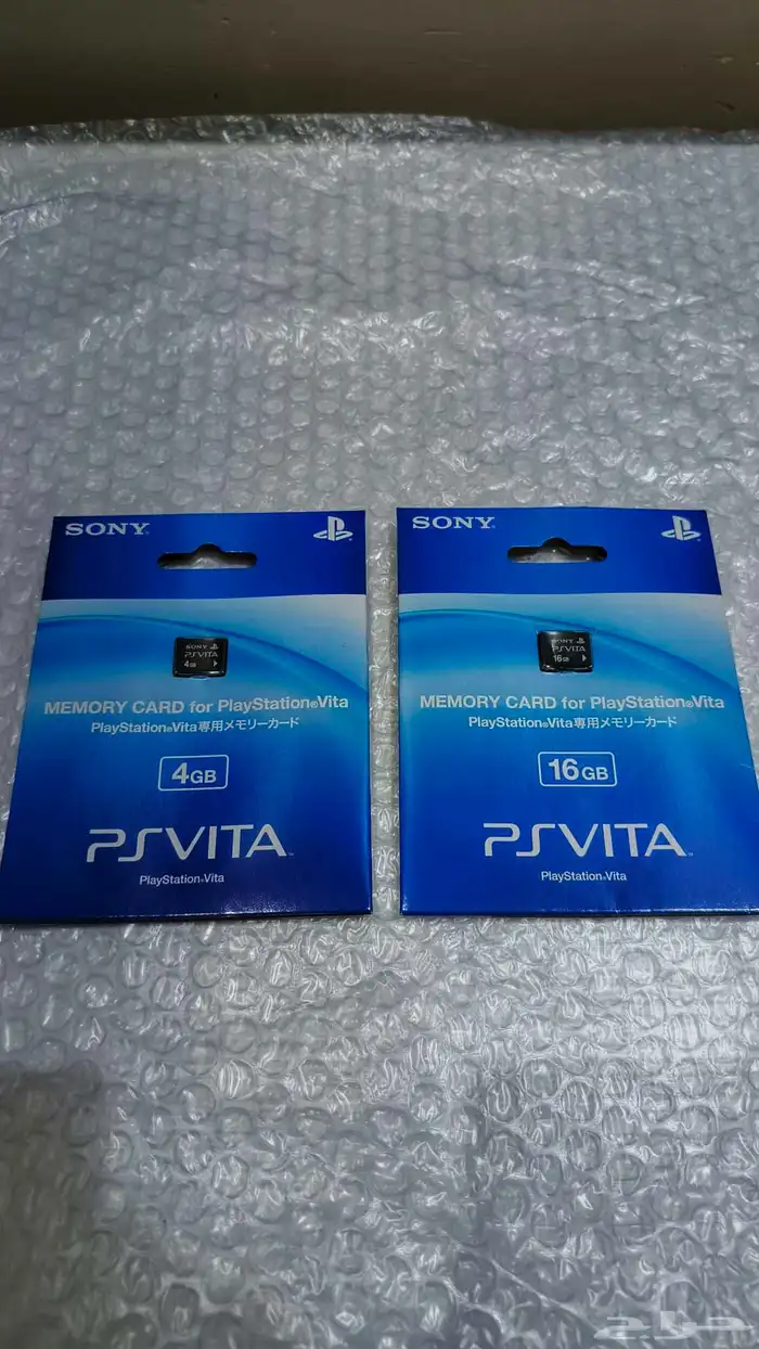 سوني PS Vita مع اغراضه والاشرطه 3