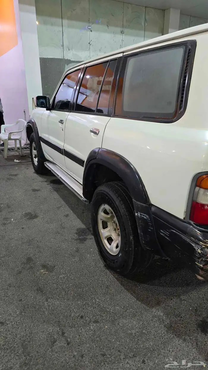 نيسان باترول موديل 2000 1