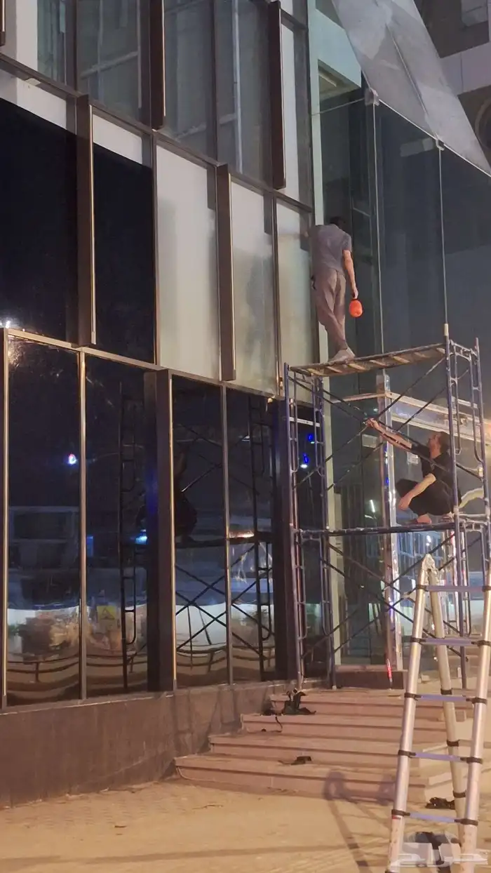 تظليل زجاج وجهات مباني مكاتب محلات منازل 2