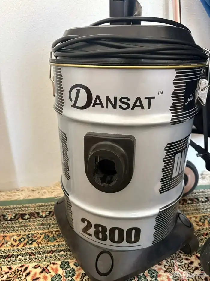 مكنسه كهربائيه جديده 0