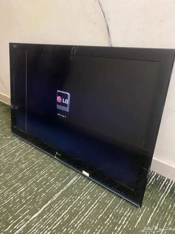 شاشة بلازما كبيره LG 5