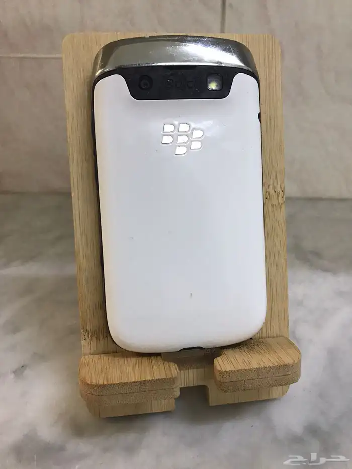 بلاك بيري بولد 9790 شغال نظيف للبيع 2