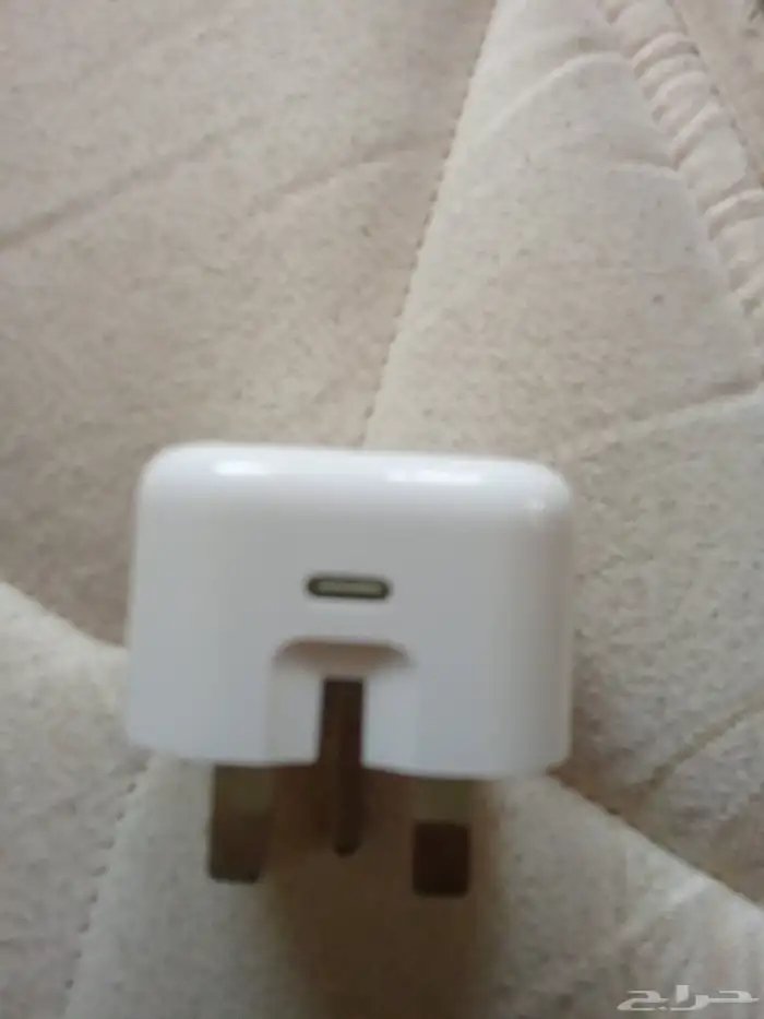 فيش جداري للايفون 0