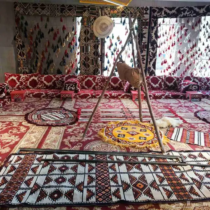 تاجير خيم اوروبي تاجير كنب كبير وفردي 1