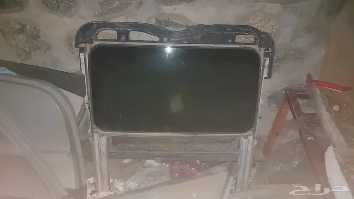 Open the sunroof of the 2015 Elantra 0