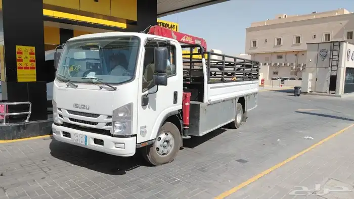 ديانه توصيل مشاوير داخل تبوك وخارجها 0