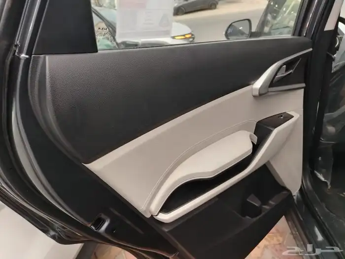 كيا KN ( كارينز 7 ركاب بصمة و شاشة) موديل 2025 24